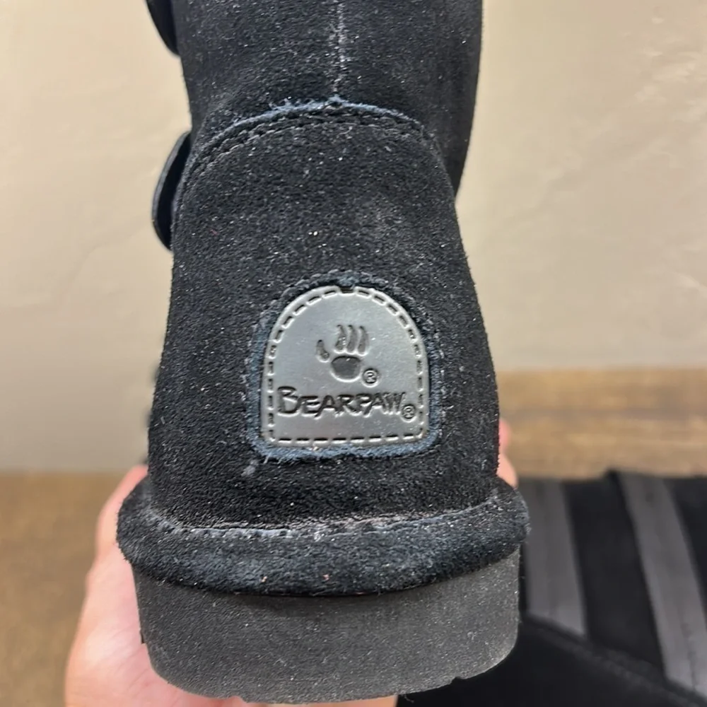BearPaw Luna Black Short‎ Boots Women’s Size 9 - NEW